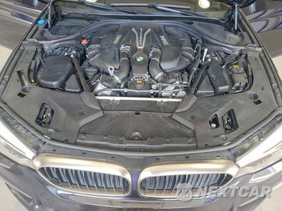 Zdjęcie 11 z 11 samochodu: 2018 BMW M550XI VIN:WBAJB9C53JB035113 - miniatura