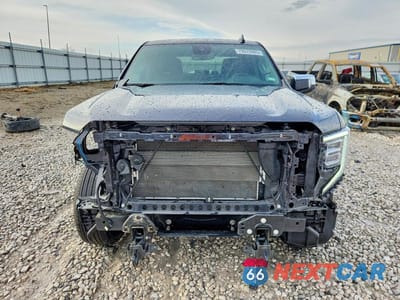 Piąte zdjęcie samochodu w środku: 2025 GMC SIERRA K1500 SLT VIN:1GTUUDED5SZ226316 - miniatura