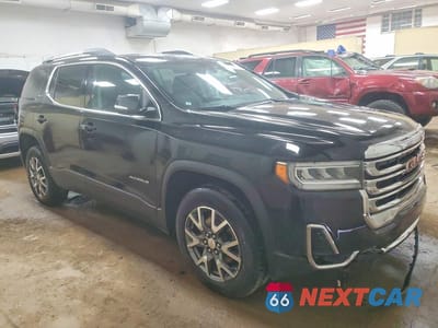 Czwarte zdjęcie samochodu z boku: 2023 GMC ACADIA SLT VIN:1GKKNULS8PZ254872 - miniatura