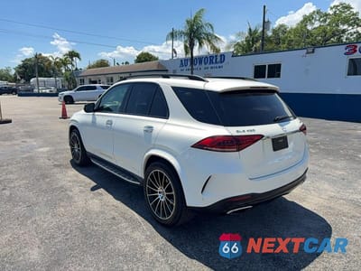 Trzecie zdjęcie samochodu z tyłu: 2020 MERCEDES-BENZ GLE 450 4MATIC VIN:4JGFB5KB3LA219691 - miniatura