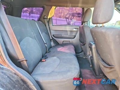 Zdjęcie 11 z 14 samochodu: 2008 MERCURY MARINER VIN:4M2CU81Z18KJ52215 - miniatura