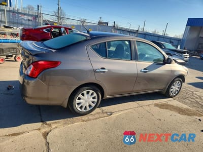 Trzecie zdjęcie samochodu z tyłu: 2017 NISSAN VERSA 1.6 SV VIN:3N1CN7AP6HL832091 - miniatura