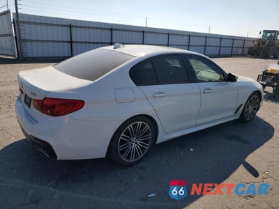 Trzecie zdjęcie samochodu z tyłu: 2017 BMW 540 I VIN:WBAJE5C31HG914105 - miniatura