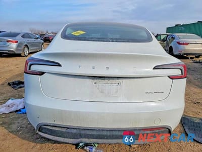 Zdjęcie 6 z 11 samochodu: 2024 TESLA MODEL 3 VIN:5YJ3E1EB1RF846652 - miniatura