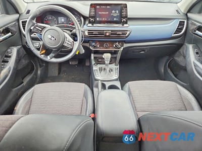 Zdjęcie 8 z 13 samochodu: 2021 KIA SELTOS S VIN:KNDEUCAA9M7230619 - miniatura