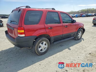 Trzecie zdjęcie samochodu z tyłu: 2003 FORD ESCAPE XLS VIN:1FMYU021X3KC76963 - miniatura