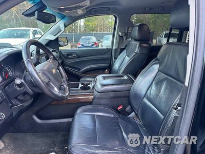 Piąte zdjęcie samochodu w środku: 2015 CHEVROLET SUBURBAN K1500 LS VIN:1GNSKHKCXFR162688 - miniatura
