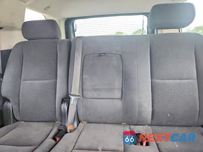 Zdjęcie 10 z 13 samochodu: 2007 GMC YUKON VIN:1GKFK13057J272137 - miniatura