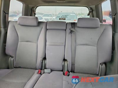 Zdjęcie 10 z 12 samochodu: 2007 TOYOTA HIGHLANDER BASE VIN:JTEEP21A970209957 - miniatura