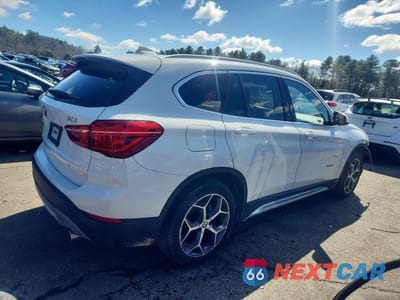 Trzecie zdjęcie samochodu z tyłu: 2018 BMW X1 XDRIVE28I VIN:WBXHT3C30J5K20618 - miniatura