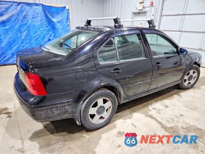 Trzecie zdjęcie samochodu z tyłu: 2001 VOLKSWAGEN JETTA GLS TDI VIN:3VWSP69M51M131238 - miniatura