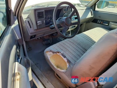 Zdjęcie 8 z 11 samochodu: 1993 GMC SIERRA K2500 VIN:1GTFK24K7PZ542648 - miniatura