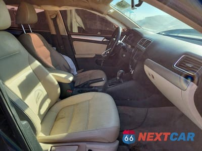 Zdjęcie 7 z 12 samochodu: 2013 VOLKSWAGEN JETTA SE VIN:3VWDP7AJ1DM224195 - miniatura