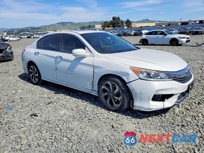 Czwarte zdjęcie samochodu z boku: 2016 HONDA ACCORD EX VIN:1HGCR2F74GA075874 - miniatura