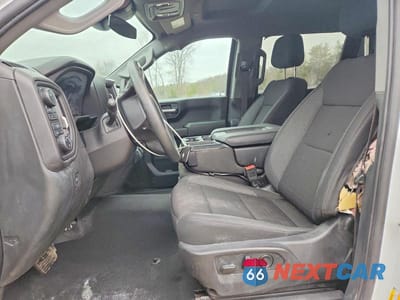 Zdjęcie 7 z 11 samochodu: 2024 CHEVROLET SILVERADO K1500 TRAIL BOSS CUSTOM VIN:3GCPDCEK8RG204116 - miniatura