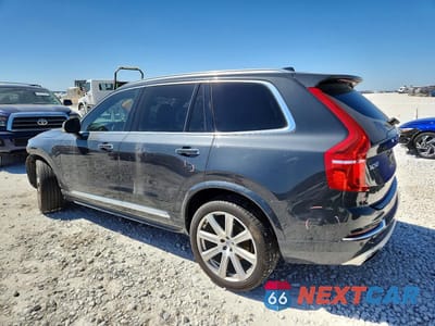 Drugie zdjęcie samochodu z przodu: 2017 VOLVO XC90 T6 VIN:YV4A22PL9H1166286 - miniatura