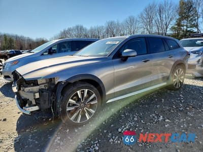 Główne zdjęcie samochodu: 2020 VOLVO V60 CROSS COUNTRY T5 MOMENTUM VIN:YV4102WK6L1041236 - miniatura