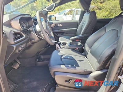 Zdjęcie 7 z 12 samochodu: 2026 CHRYSLER PACIFICA SELECT VIN:2C4RC1BG9TR220777 - miniatura