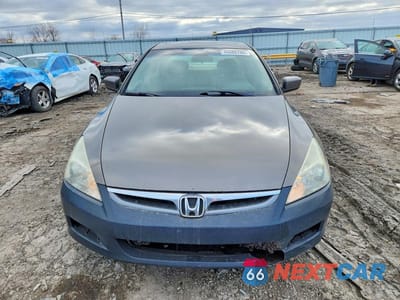 Piąte zdjęcie samochodu w środku: 2007 HONDA ACCORD EX VIN:1HGCM56897A141120 - miniatura