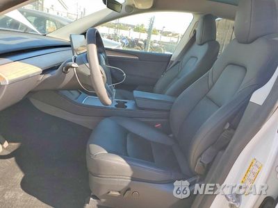 Zdjęcie 7 z 11 samochodu: 2024 TESLA MODEL Y VIN:7SAYGDEE0RA260228 - miniatura