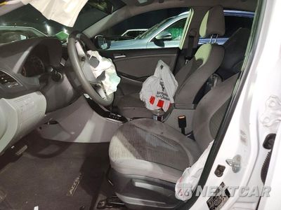 Zdjęcie 7 z 14 samochodu: 2017 HYUNDAI ACCENT SE BASE VIN:KMHCT4AE4HV272332 - miniatura
