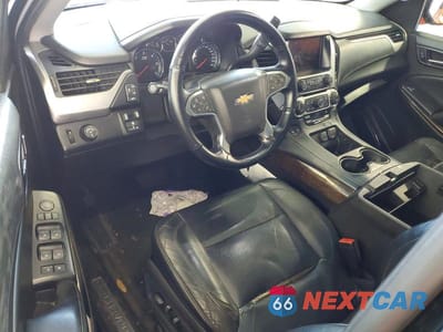 Zdjęcie 8 z 13 samochodu: 2016 CHEVROLET SUBURBAN C1500 LT VIN:1GNSCHKC9GR111780 - miniatura
