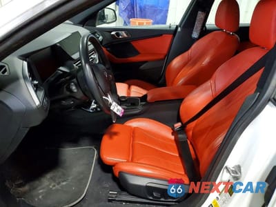 Zdjęcie 7 z 12 samochodu: 2021 BMW 228XI VIN:WBA73AK06M7J14992 - miniatura