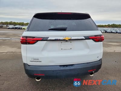 Zdjęcie 6 z 13 samochodu: 2022 CHEVROLET TRAVERSE LT VIN:1GNERGKW4NJ151812 - miniatura