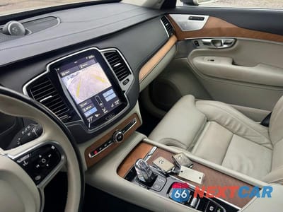 Zdjęcie 13 z 14 samochodu: 2016 VOLVO XC90 T8 VIN:YV4BC0PL9G1048520 - miniatura