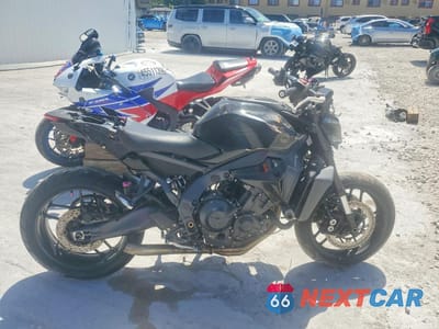 2025 YAMAHA MT09 JYARN94E8SA002607 - główne zdjęcie licytacji z USA - miniatura