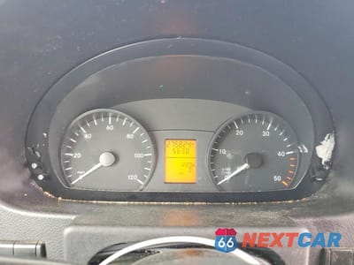 Zdjęcie 9 z 13 samochodu: 2014 MERCEDES BENZ SPRINTER 3500 DELIVERY VAN VIN:WD3PF4CC8E5910588 - miniatura