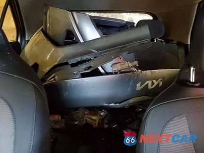 Zdjęcie 10 z 13 samochodu: 2024 KIA NIRO LX VIN:KNDCP3LE7R5155632 - miniatura