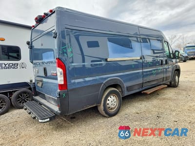 Trzecie zdjęcie samochodu z tyłu: 2021 RAM PROMASTER 3500 DELIVERY VAN VIN:3C6MRVJG3ME550216 - miniatura