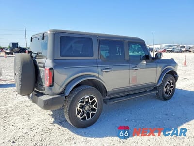 Trzecie zdjęcie samochodu z tyłu: 2021 FORD BRONCO BASE VIN:1FMDE5BH5MLA68717 - miniatura