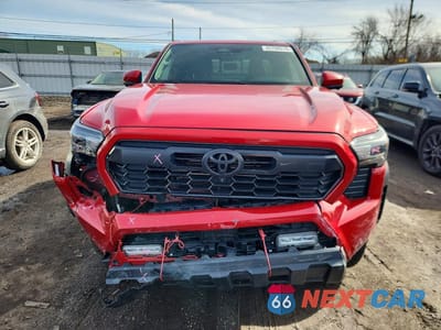 Piąte zdjęcie samochodu w środku: 2024 TOYOTA TACOMA TRD OFF-ROAD VIN:3TYLB5JN3RT039310 - miniatura