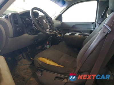 Zdjęcie 7 z 12 samochodu: 2011 GMC SIERRA C1500 VIN:1GTR1TEXXBZ101119 - miniatura