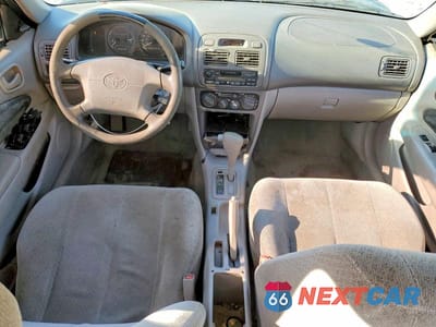 Zdjęcie 8 z 12 samochodu: 2000 TOYOTA COROLLA VE VIN:1NXBR12E9YZ331883 - miniatura