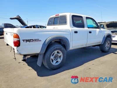 Trzecie zdjęcie samochodu z tyłu: 2004 TOYOTA TACOMA PRERUNNER V6 VIN:5TEGN92N14Z428128 - miniatura