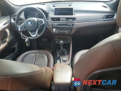 Zdjęcie 8 z 14 samochodu: 2016 BMW X1 XDRIVE28I VIN:WBXHT3Z35G4A50958 - miniatura