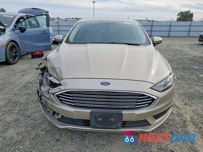 Piąte zdjęcie samochodu w środku: 2018 FORD FUSION SE HYBRID VIN:3FA6P0LU2JR226925 - miniatura