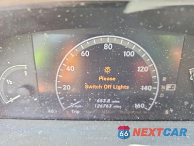 Zdjęcie 9 z 12 samochodu: 2008 MERCEDES-BENZ S 550 4MATIC VIN:WDDNG86X78A176270 - miniatura