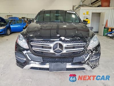 Piąte zdjęcie samochodu w środku: 2016 MERCEDES-BENZ GLE 350 4MATIC VIN:4JGDA5HB8GA734046 - miniatura