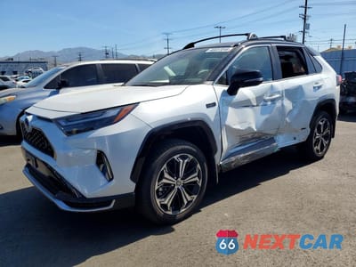 2024 TOYOTA RAV4 PRIME XSE JTMFB3FV5RD226808 - główne zdjęcie licytacji z USA - miniatura