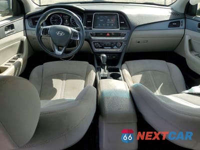 Zdjęcie 8 z 12 samochodu: 2018 HYUNDAI SONATA SEL VIN:5NPE34AF0JH622738 - miniatura