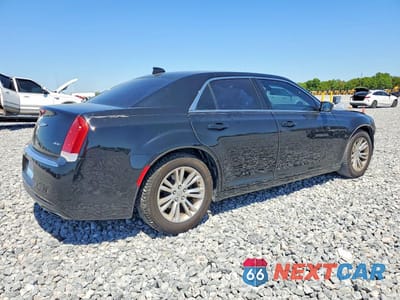 Trzecie zdjęcie samochodu z tyłu: 2018 CHRYSLER 300 TOURING VIN:2C3CCAAG4JH341070 - miniatura