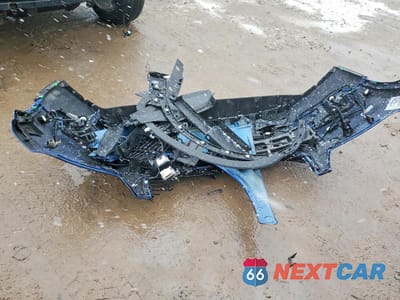 Zdjęcie 13 z 15 samochodu: 2021 VOLVO XC40 T5 R-DESIGN VIN:YV4162UMXM2434851 - miniatura