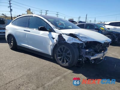 Czwarte zdjęcie samochodu z boku: 2022 TESLA MODEL X VIN:7SAXCDE5XNF360177 - miniatura