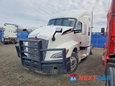 Drugie zdjęcie samochodu z przodu: 2023 KENWORTH CONSTRUCTION T680 VIN:1XKYD49X9PJ952115 - miniatura