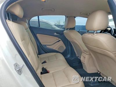 Zdjęcie 11 z 13 samochodu: 2015 MERCEDES-BENZ GLA-CLASS GLA 250 4MATIC VIN:WDCTG4GB7FJ181960 - miniatura