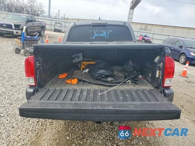 Zdjęcie 6 z 12 samochodu: 2016 TOYOTA TACOMA TRD OFF-ROAD VIN:3TMCZ5ANXGM018247 - miniatura